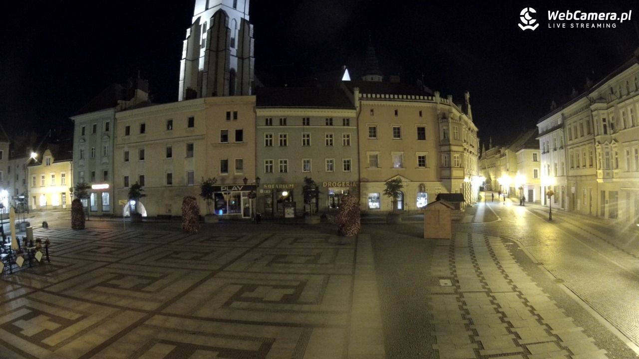 Złotoryja - widok na Rynek - 15 czerwiec 2025, 00:58