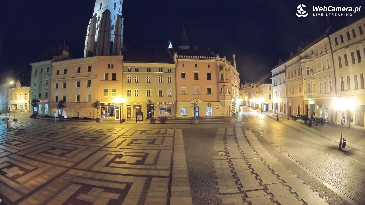 Złotoryja - widok na Rynek - 22 kwiecień 2026, 03:27