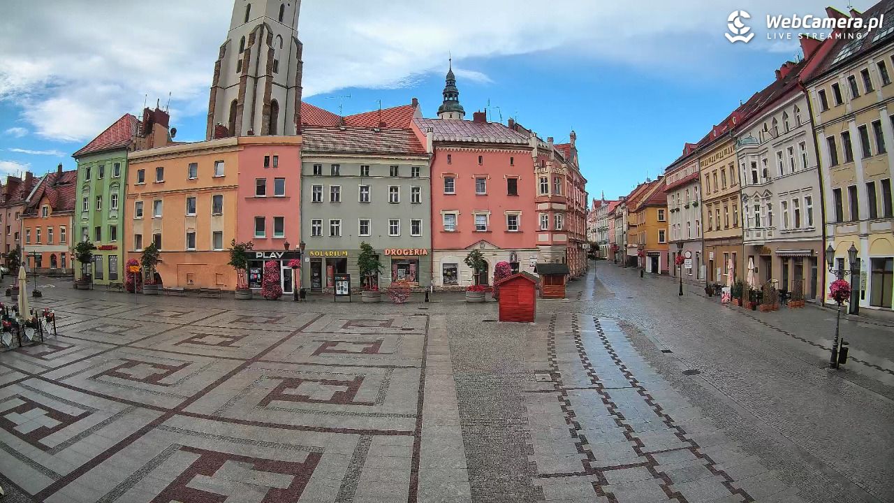 Złotoryja - widok na Rynek - 07 czerwiec 2026, 07:46