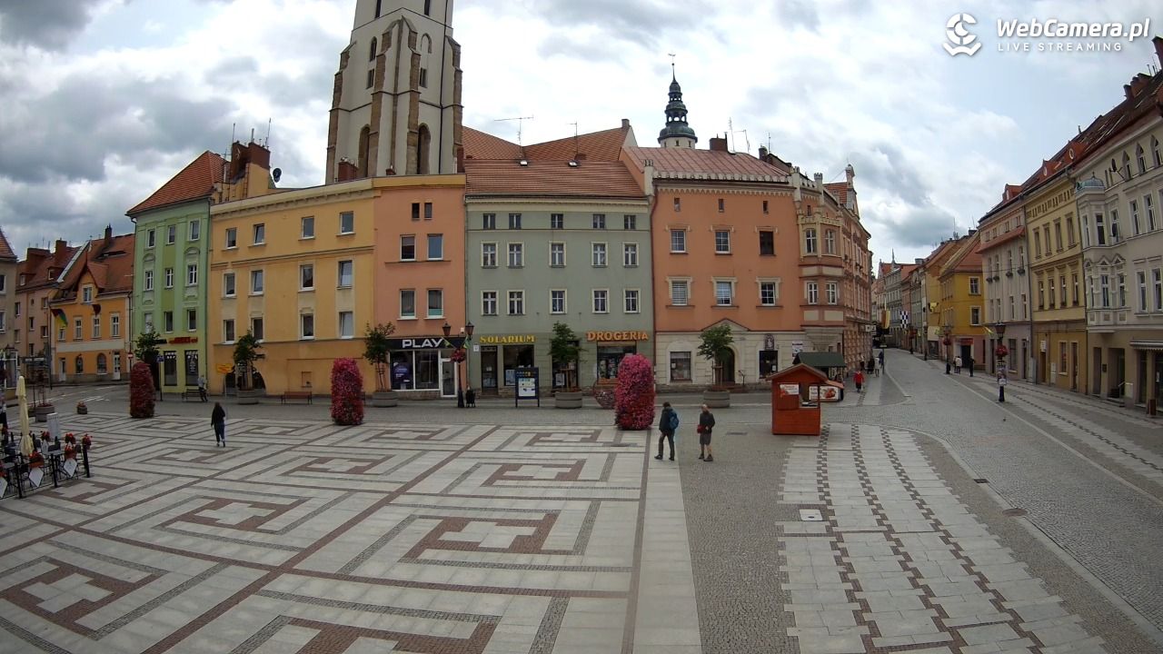 Złotoryja - widok na Rynek - 09 czerwiec 2025, 13:27
