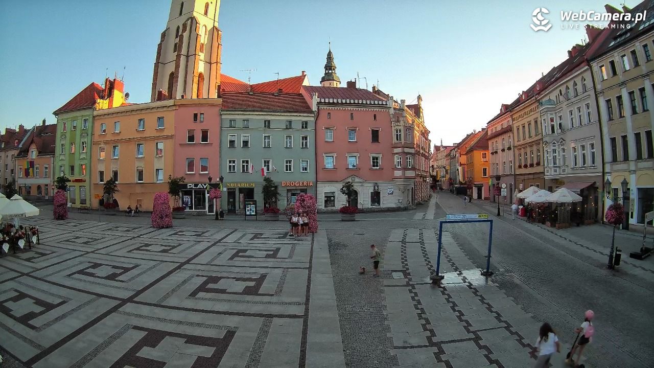 Złotoryja - widok na Rynek - 15 sierpień 2026, 19:19