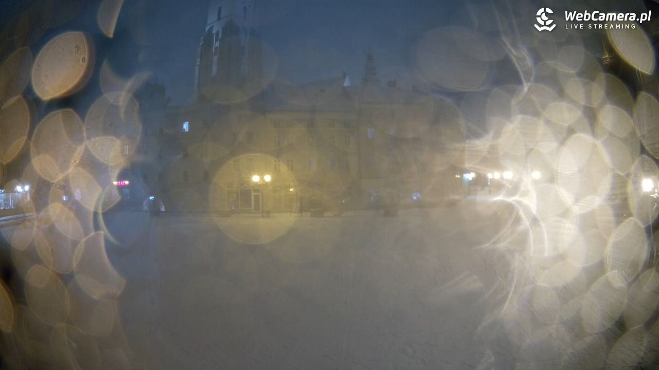 Złotoryja - widok na Rynek - 25 listopad 2025, 21:32