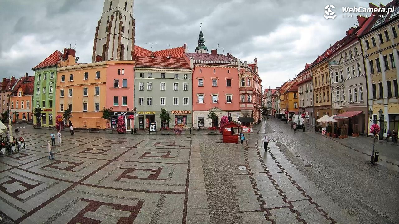 Złotoryja - widok na Rynek - 09 czerwiec 2026, 12:23