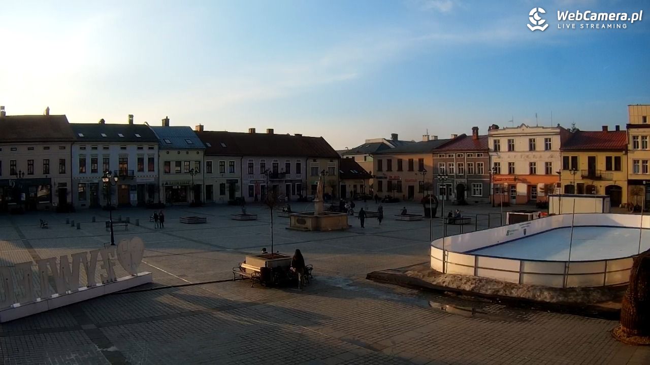 Żywiec - widok na Rynek - 04 marzec 2026, 16:03