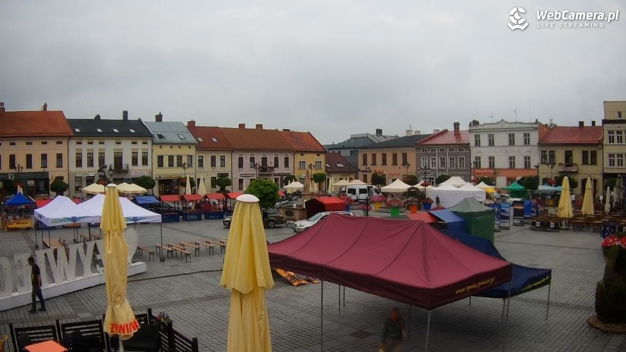 Żywiec - widok na Rynek - 26 lipiec 2025, 08:04