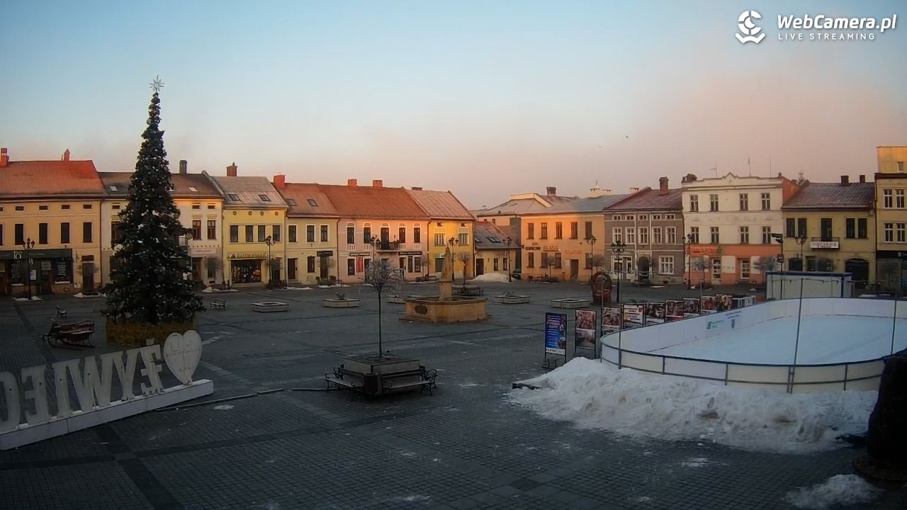 Żywiec - widok na Rynek - 18 styczeń 2026, 08:11