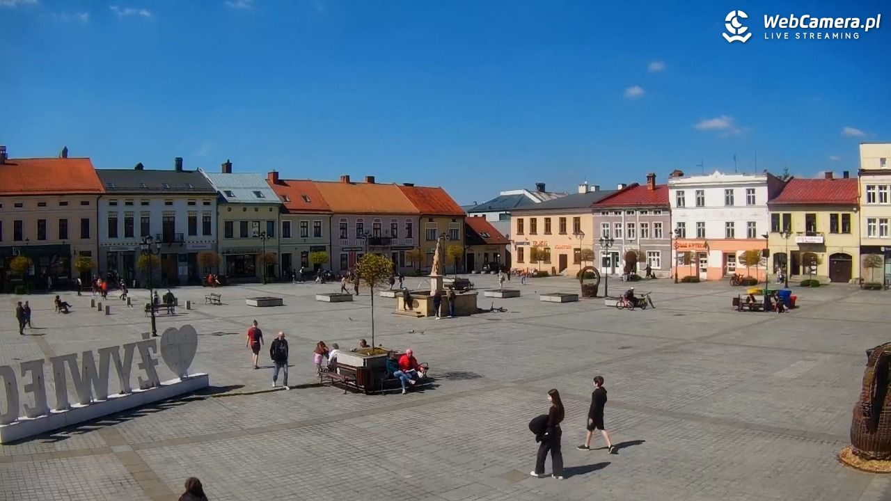 Żywiec - widok na Rynek - 18 kwiecień 2026, 13:10